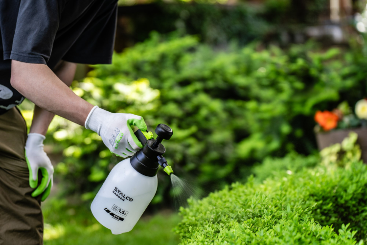 Opryskiwacz ciśnieniowy ręczny 1,5l STR STALCO GARDEN S103210406