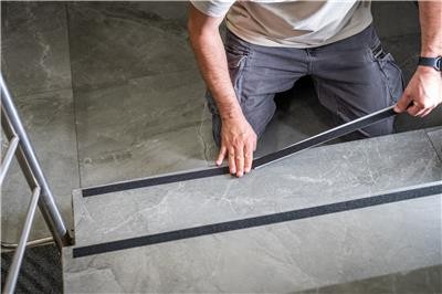 STALCO Taśma antypoślizgowa 25mm x 5m STALCO PERFECT S042276666